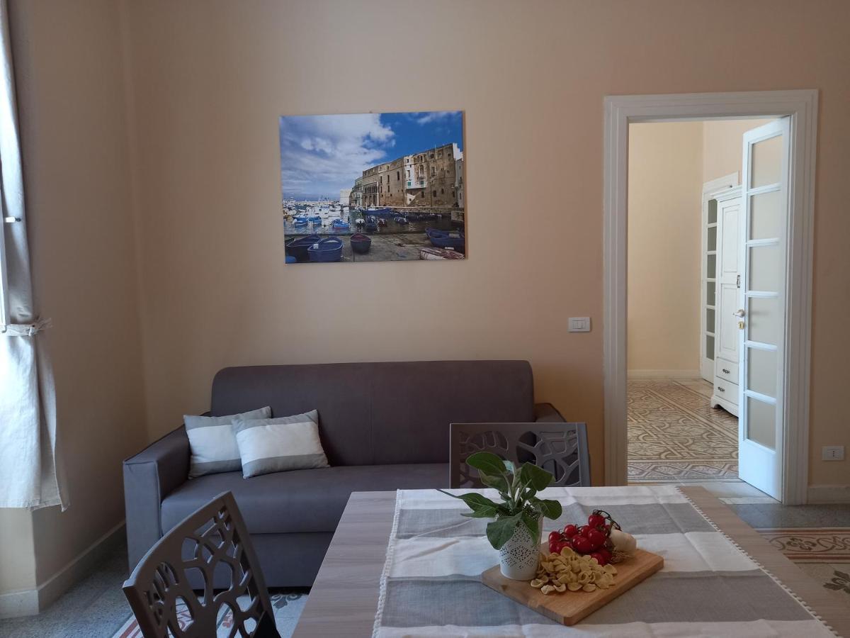 Ferienwohnung Dimora Donna Carmela - Al Centro Di Monopoli Exterior foto